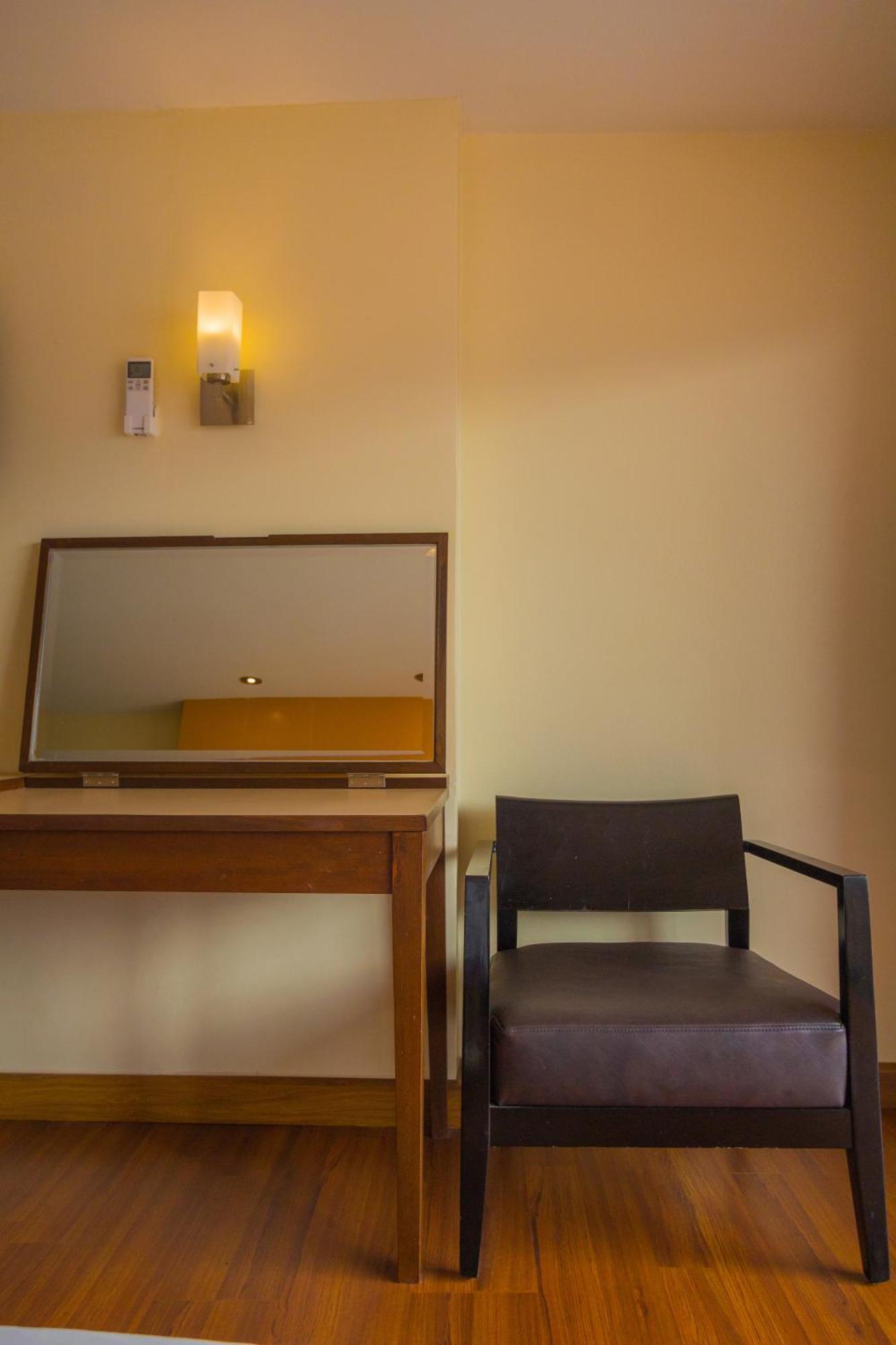 Mayflower Grande Hotel Chiang Mai Eksteriør bilde
